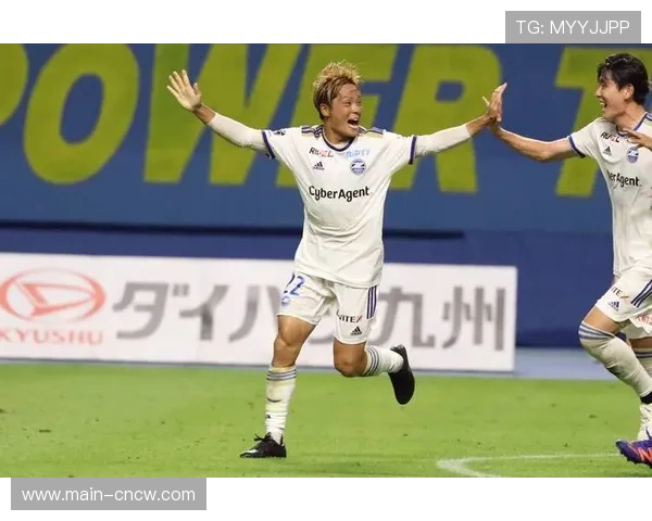 布伦特福德无球站位深陷,长传反击战术成保级关键武器 布伦特福德无球站位深陷,长传反击战术成保级关键武器